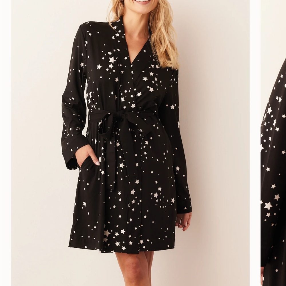 Meadow Classic Short Robe | Black Stars | MASONgrey
